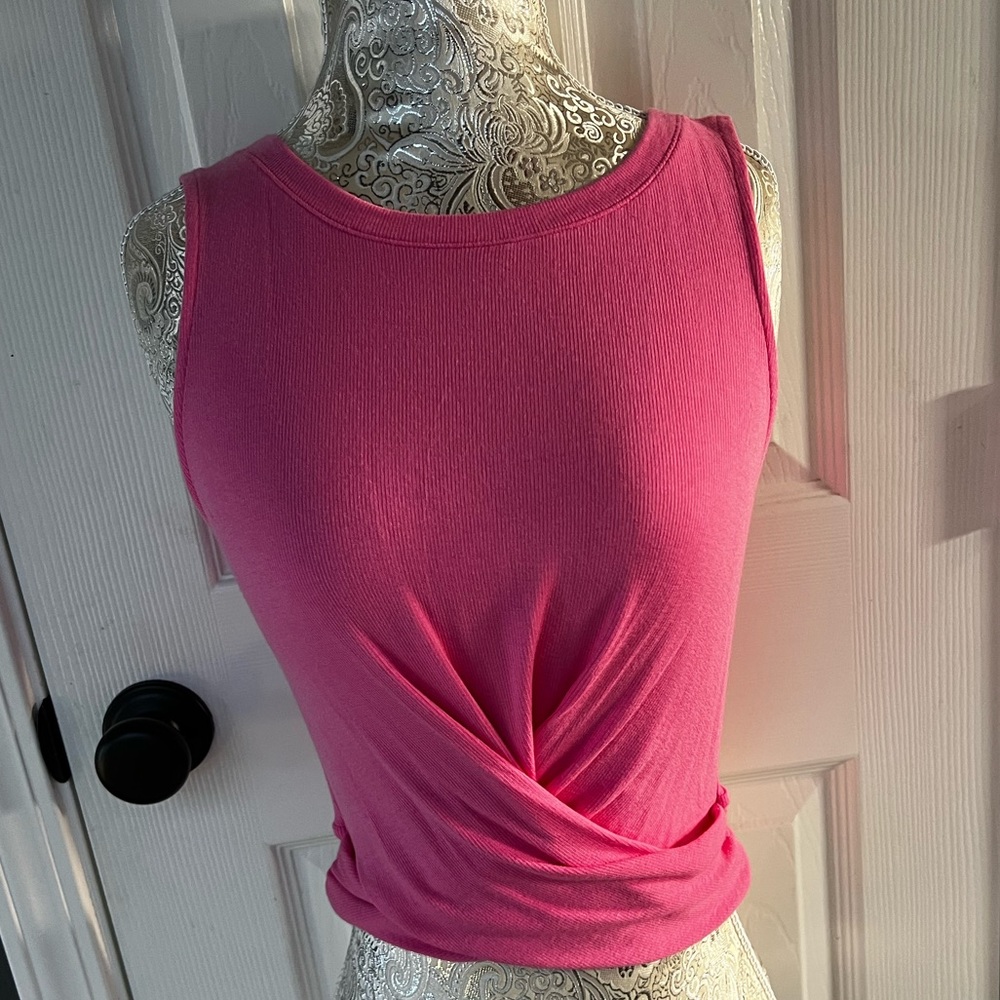 Victoria’s Secret heavenly tank top. Size small